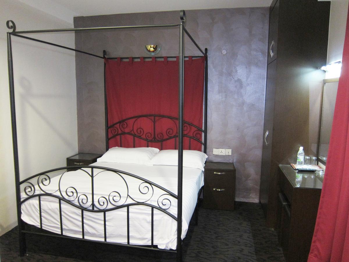 Oriental Inn Kuching Exterior foto